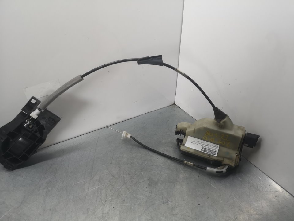 PEUGEOT 208 Peugeot 208 (2012-2015) Front Right Door Lock 25041749