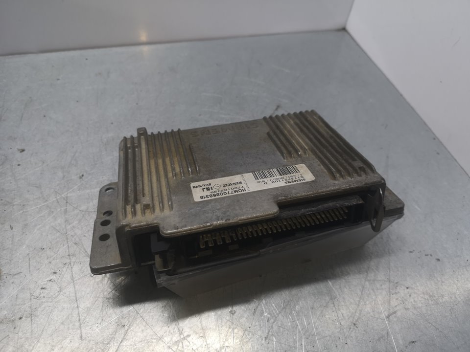 RENAULT Safrane 1 generation (1992-2000) Engine Control Unit ECU 7700103799 23438487