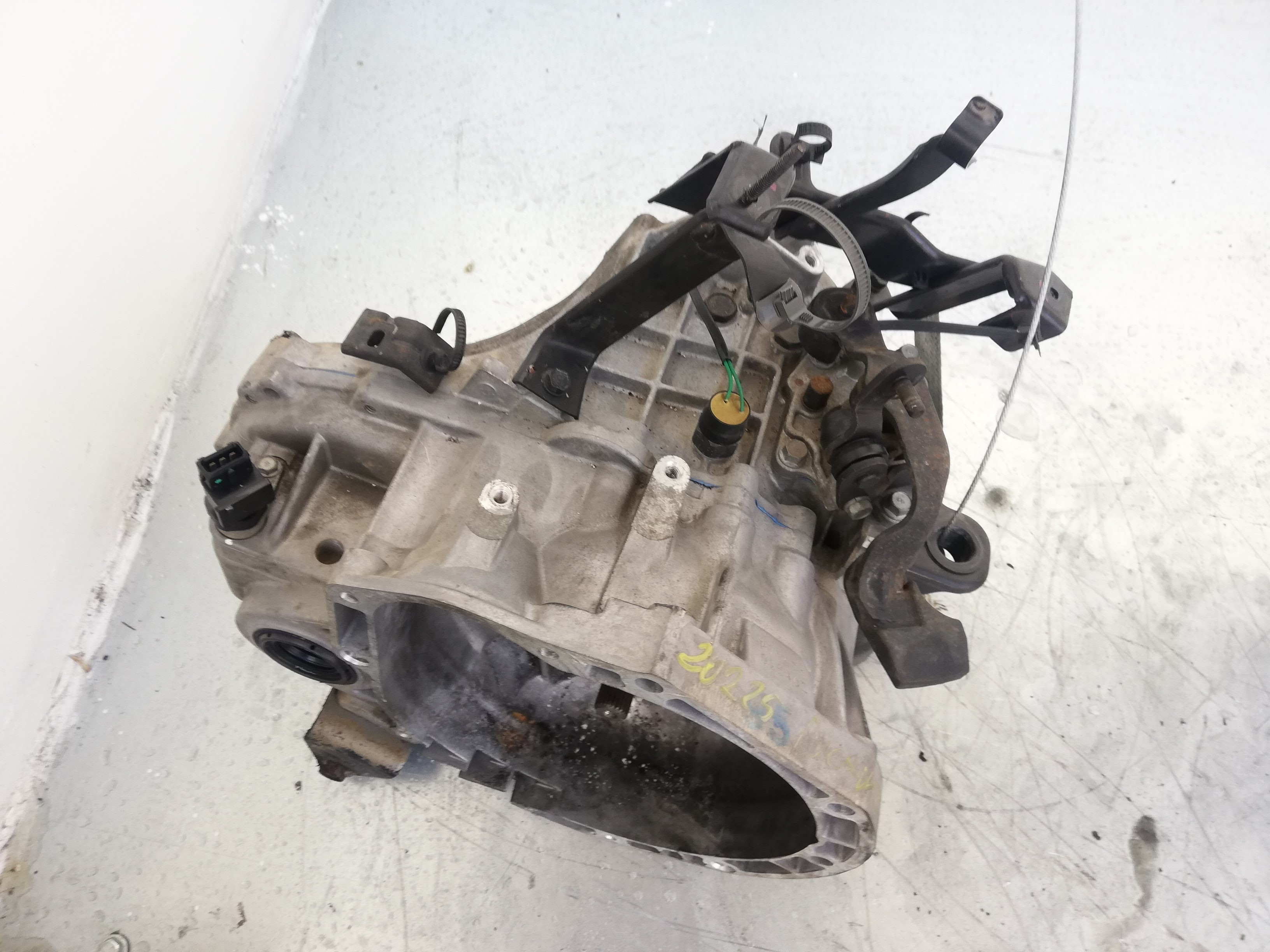 RENAULT Megane 1 generation (1995-2003) Gearbox 27467445