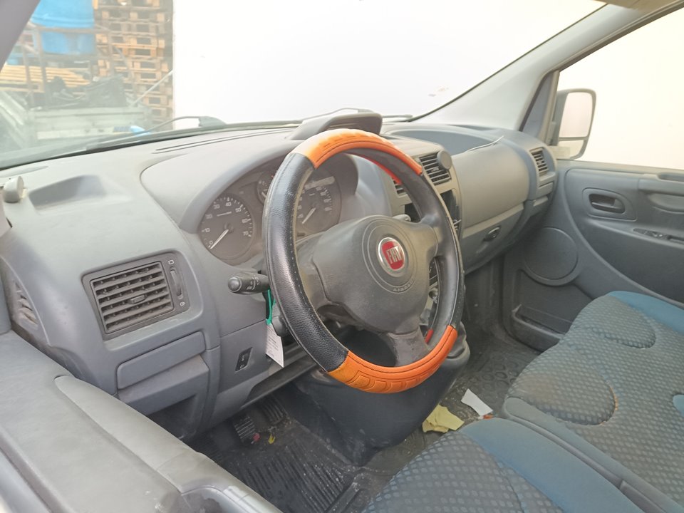 FIAT Scudo 2 generation (2007-2016) Зеркало передней правой двери 25592093