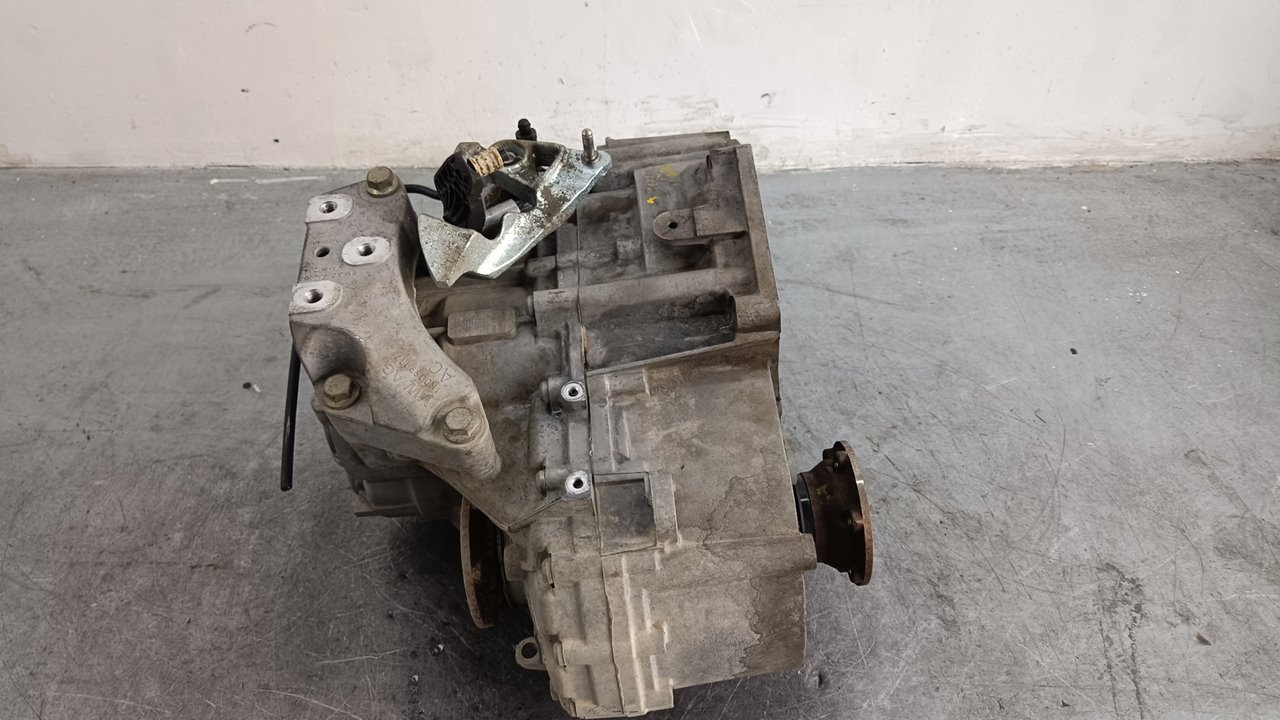 SKODA Octavia 2 generation (2004-2013) Коробка передач KDS 25404177