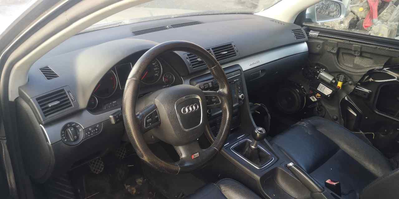 AUDI A4 B6/8E (2000-2005) Моторчик стеклоподъемника задней левой двери 8E0959801 21960266