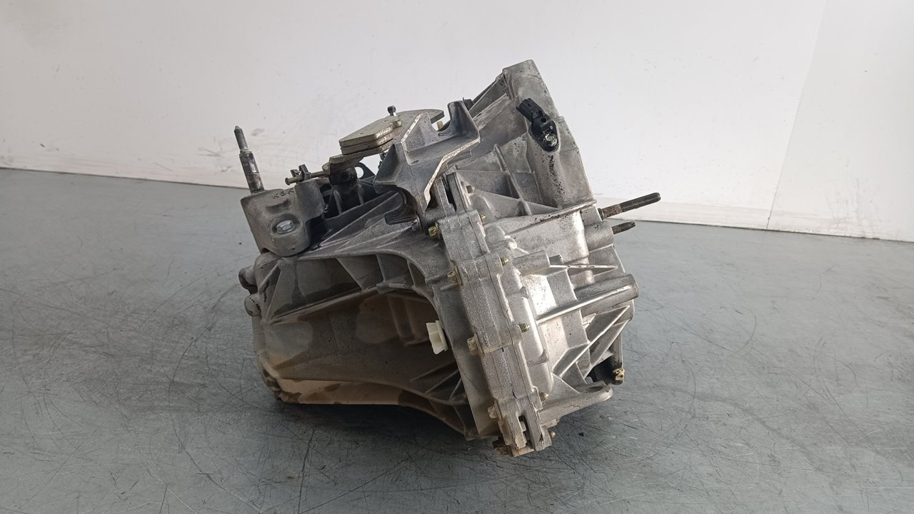 RENAULT Clio 2 generation (1998-2013) Gearbox TL4002,TL4.002,TL4002 21952930