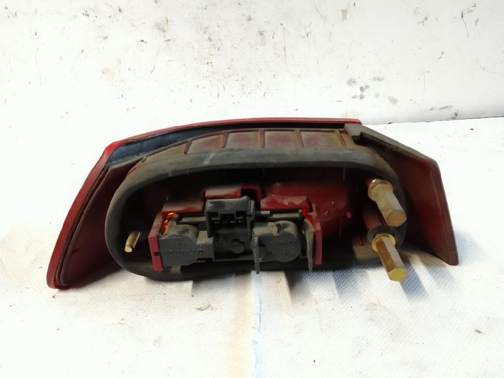 Rear lamp rh 60579851 de Alfa romeo 145 (1995) 1995-0 - pieza usada