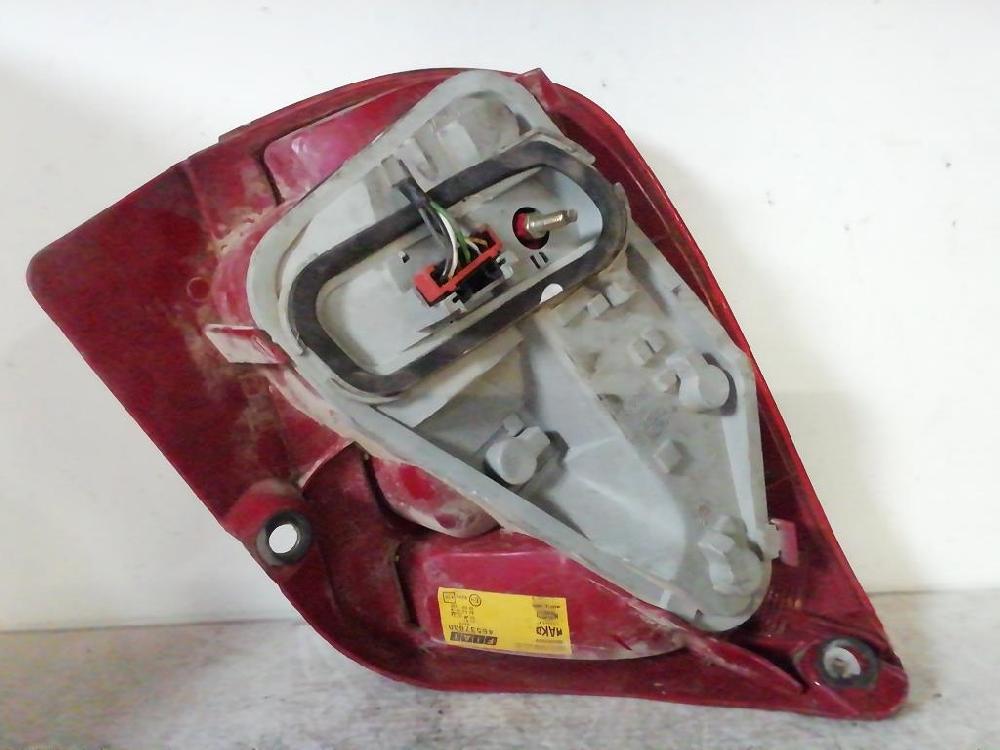 Piloto trasero derecho 46537830 de Fiat Palio (1997) 1999-2002