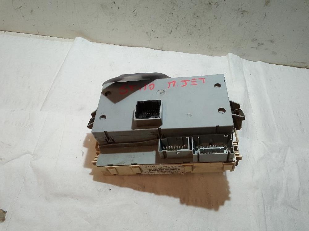 Caja de relés / fusibles 51755130 de Fiat Stilo (192_) 2002-2006