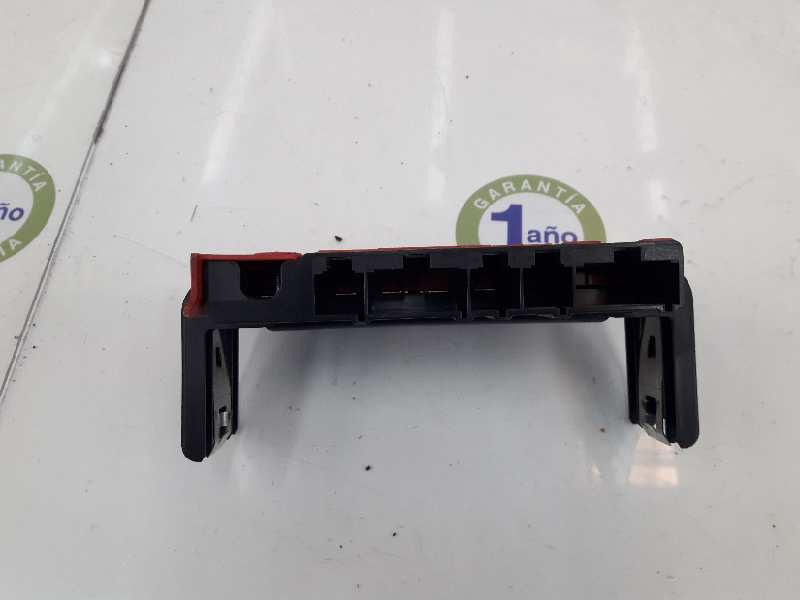 BMW 1 Series E81/E82/E87/E88 (2004-2013) Fuse Box 61146942912, MS2008040290210017, 61146971370 19638310