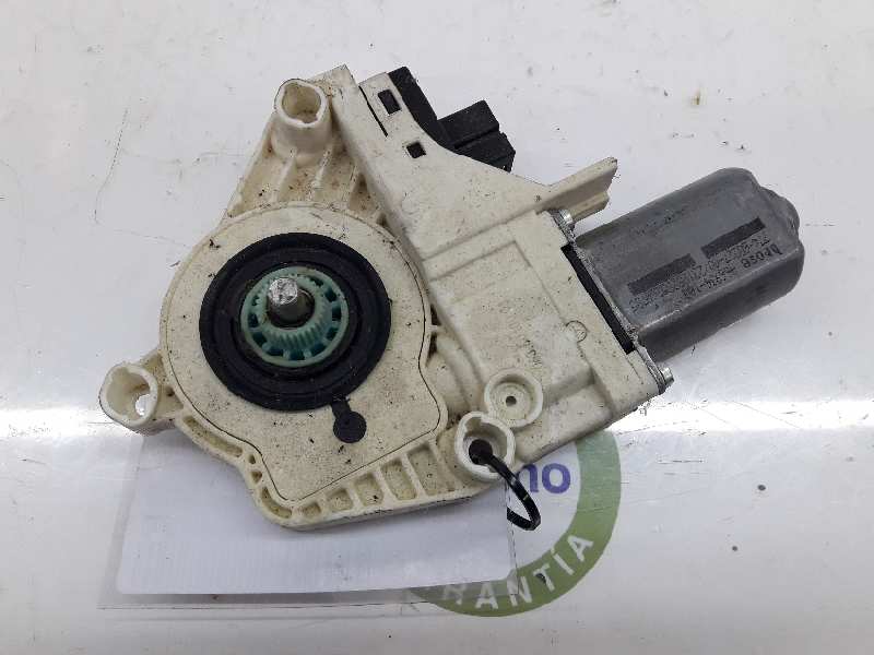 AUDI A5 8T (2007-2016) Moteur de commande de vitre de porte avant droite 8T0959802A,8T0959802 19648047