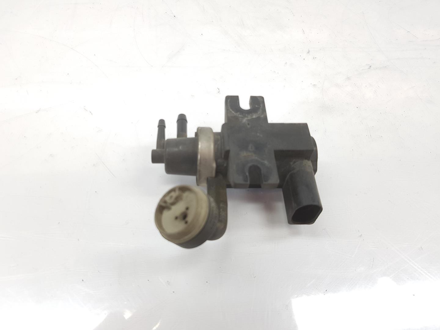 VOLKSWAGEN Touareg 1 generation (2002-2010) Solenoid Valve 1J0906627A,7L6133798H 19939009