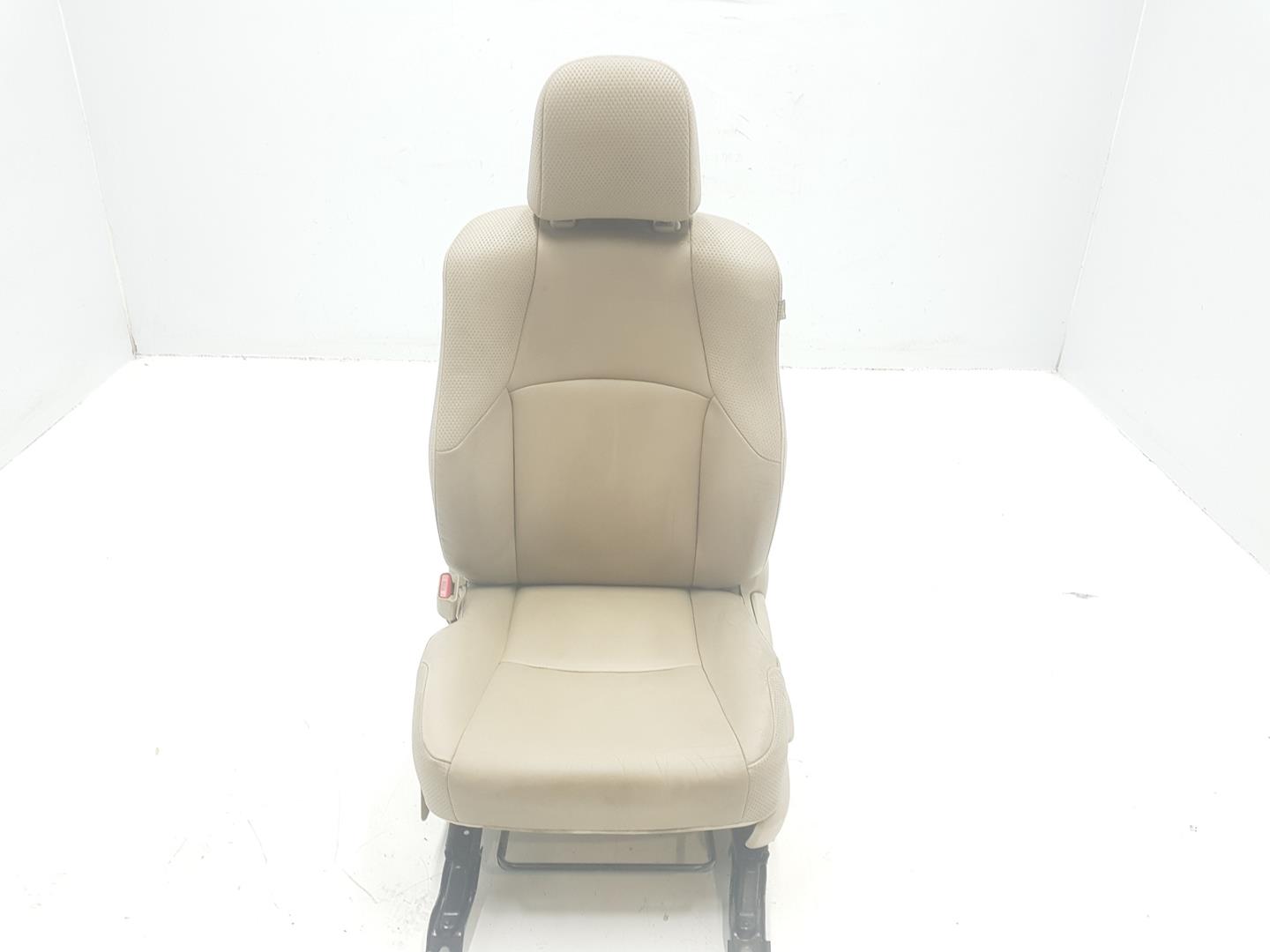 TOYOTA Land Cruiser 70 Series (1984-2024) Front Left Seat CUEROBEIGE, MANUAL 24194994