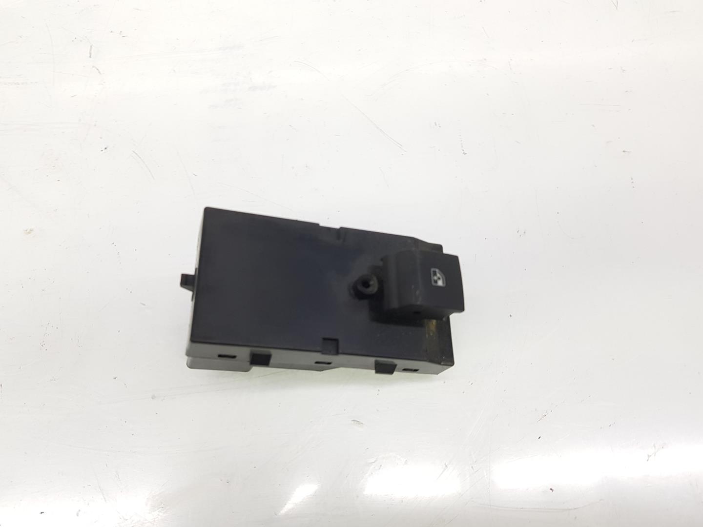 OPEL Corsa D (2006-2020) Front Right Door Window Switch 13301886, 6240772, 2222DL 19799974