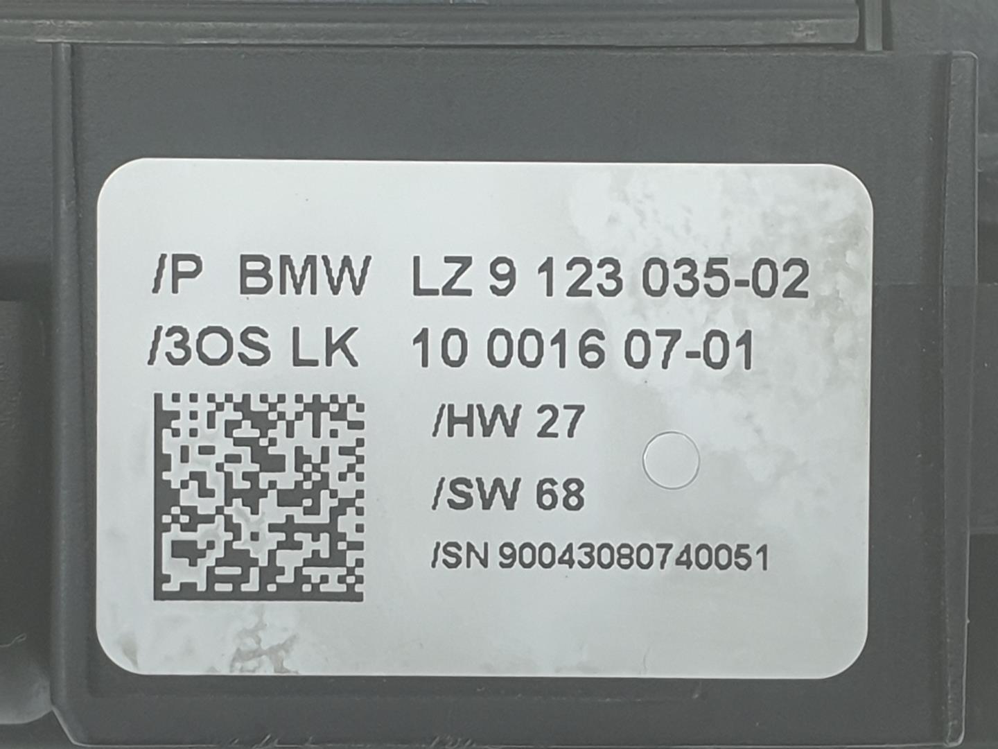BMW 3 Series E90/E91/E92/E93 (2004-2013) Steering wheel buttons / switches 61319123035, 61319164418 19763480
