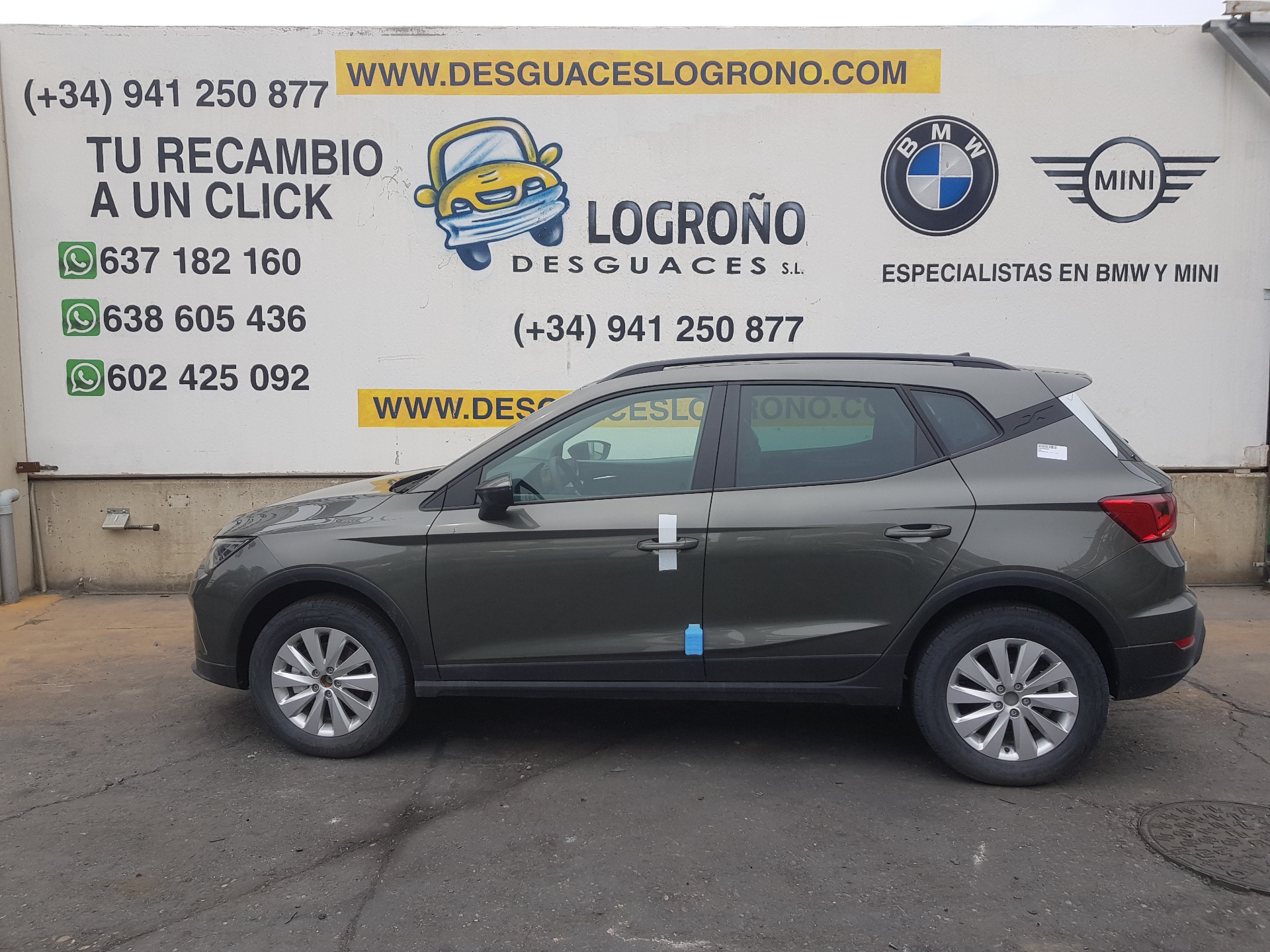 SEAT Arona 1 generation (2017-2024) Alte piese ale carcasei 6V0827566,6V0827566 24158228