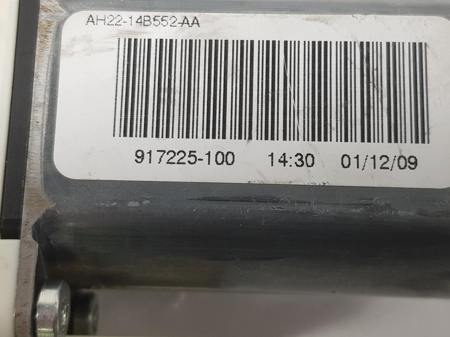 LAND ROVER Discovery 3 generation (2004-2009) Motor de control geam ușă dreapta față LR015450, AH2214B552AA 24216235