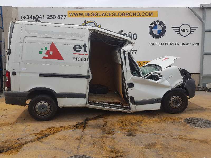 RENAULT Master 2 generation (1997-2010) Priekinės radiatoriaus grotelės 8200426365, 7701065760, BLANCOO389 24110842