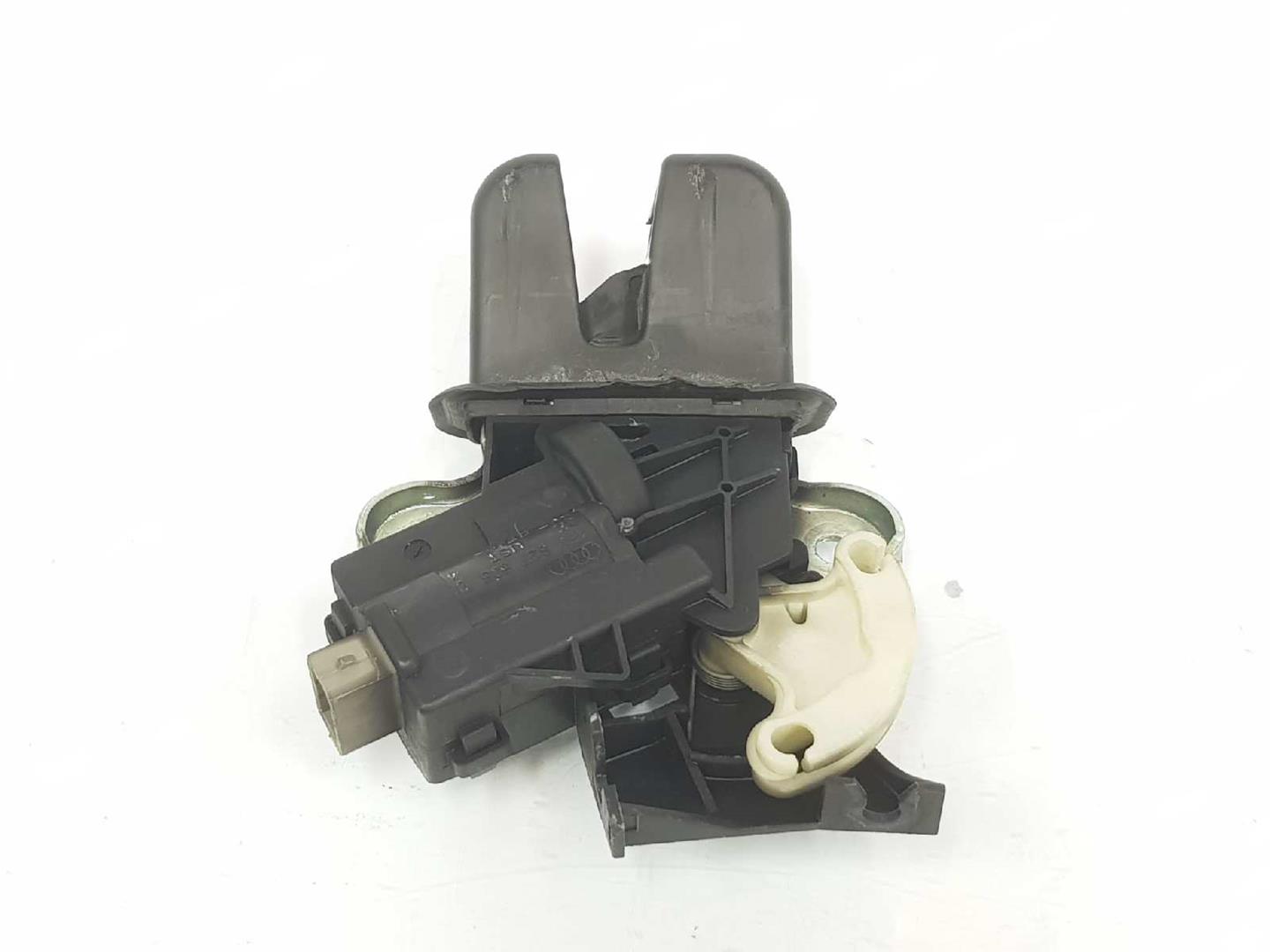 VOLKSWAGEN Passat B6 (2005-2010) Tailgate Boot Lock 4F5827505D, 4F5827505D 19889639