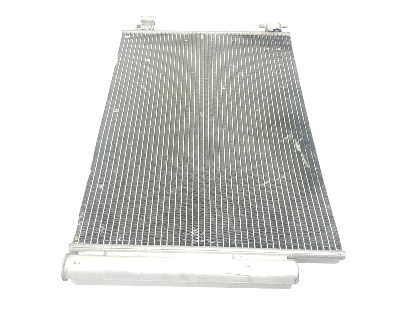 RENAULT Clio 3 generation (2005-2012) Air Con Radiator 921006843R, 921006843R 22740899