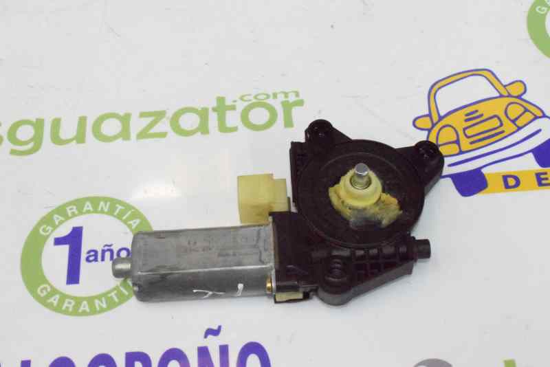 MERCEDES-BENZ C-Class W203/S203/CL203 (2000-2008) Rear Left Door Window Control Motor A2038202942, A2038202942 19605512