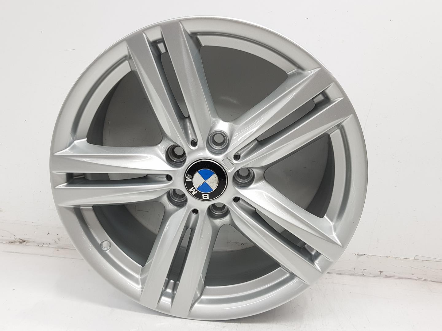 BMW 1 Series F20/F21 (2011-2020) Tire 7845852, 7.5JX18H2, 18PULGADAS 23784933