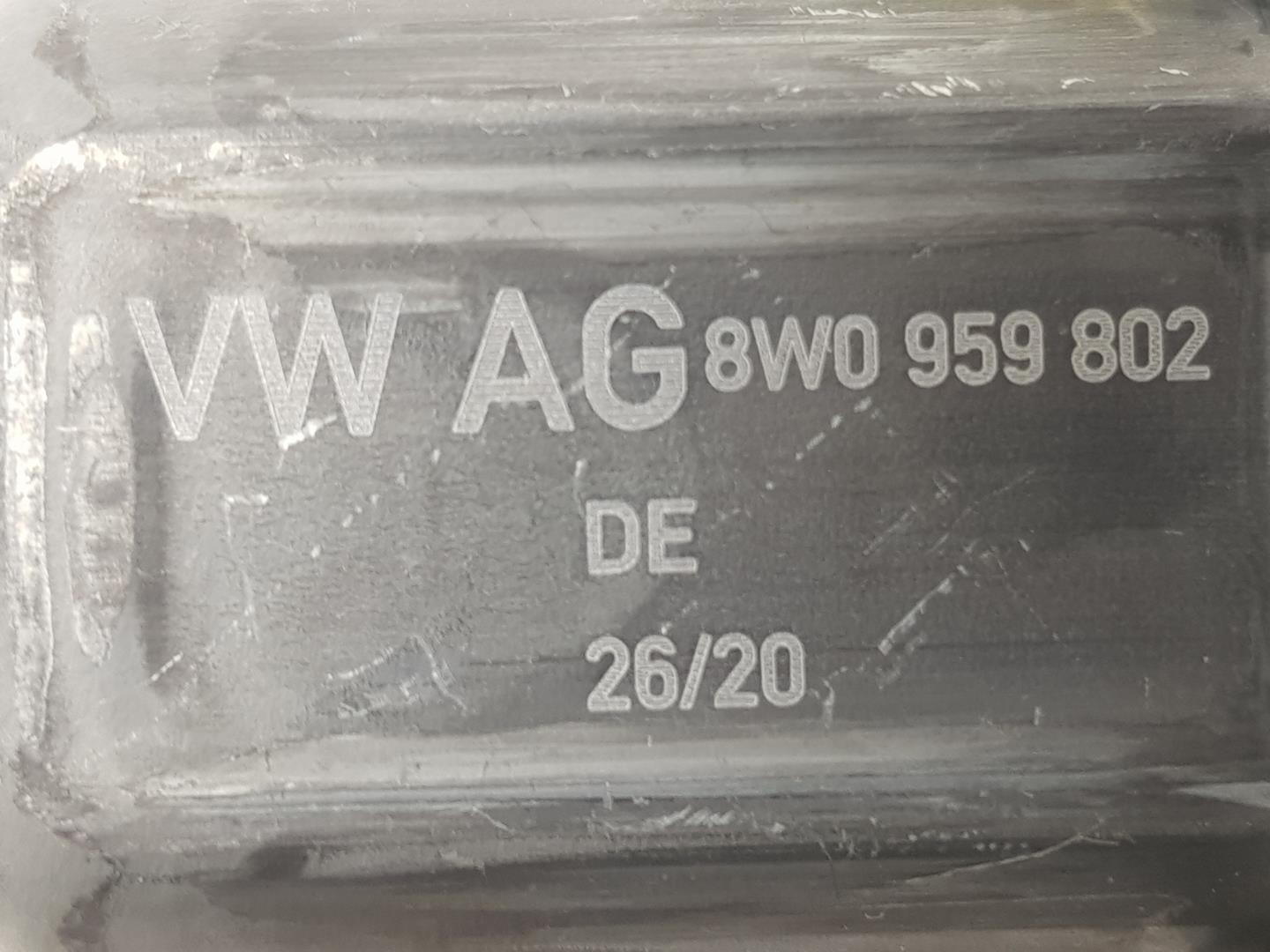 VOLKSWAGEN Crafter 2 generation (2017-2024) Vänster framdörr Fönsterregulatormotor 8W0959802,8W0959802 25357607