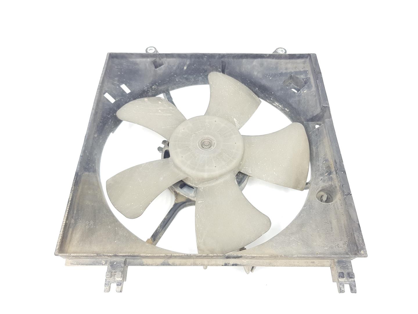 TOYOTA RAV4 2 generation (XA20) (2000-2006) Difūzoriaus ventiliatorius 1671128150, 1636328160 24826034