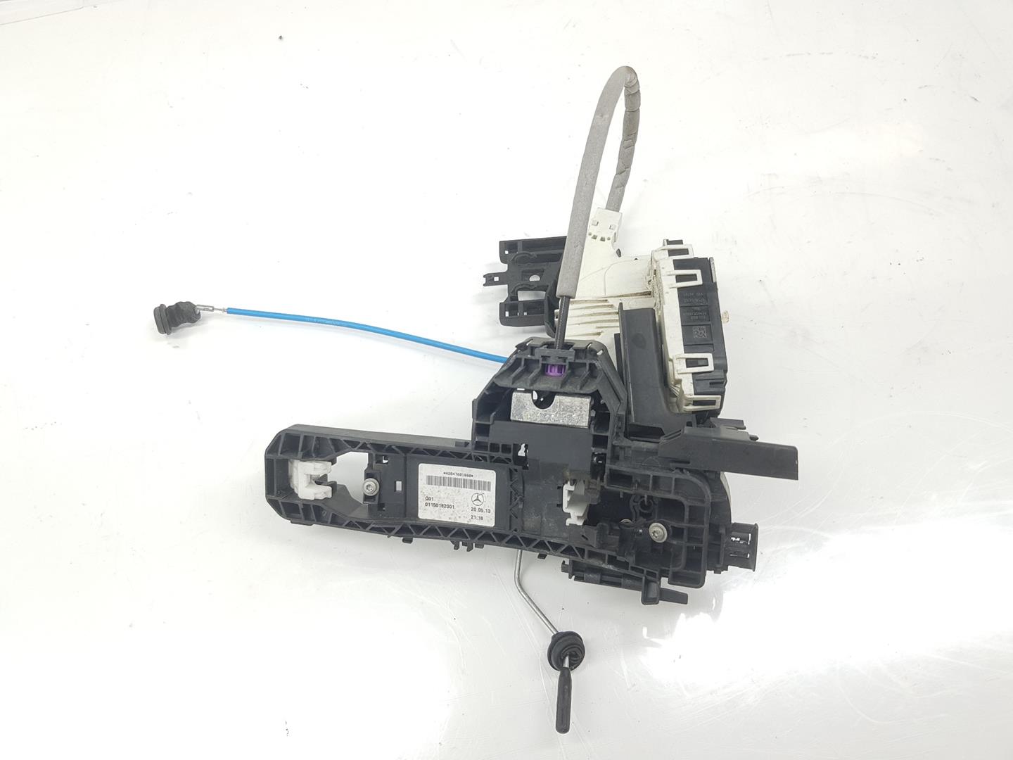 MERCEDES-BENZ A-Class W176 (2012-2018) Front Right Door Lock A1667200435, 1667200435 19718351