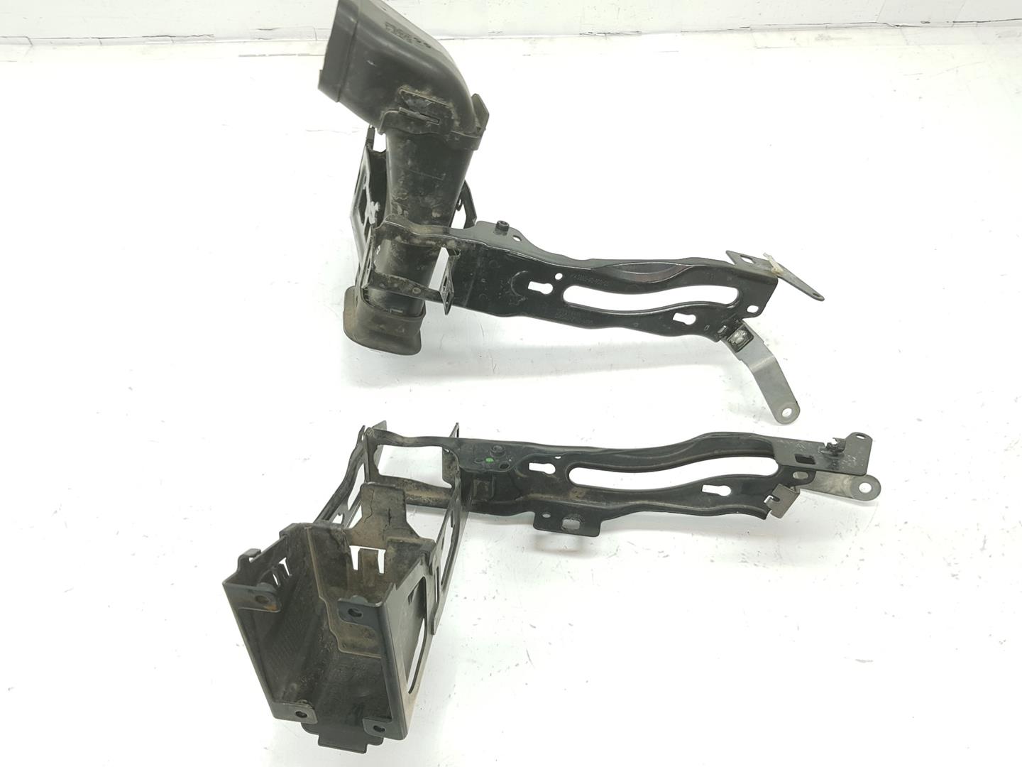 BMW 4 Series F32/F33/F36 (2013-2020) Bерхняя часть телевизора 51647245792, 7245792 19877268