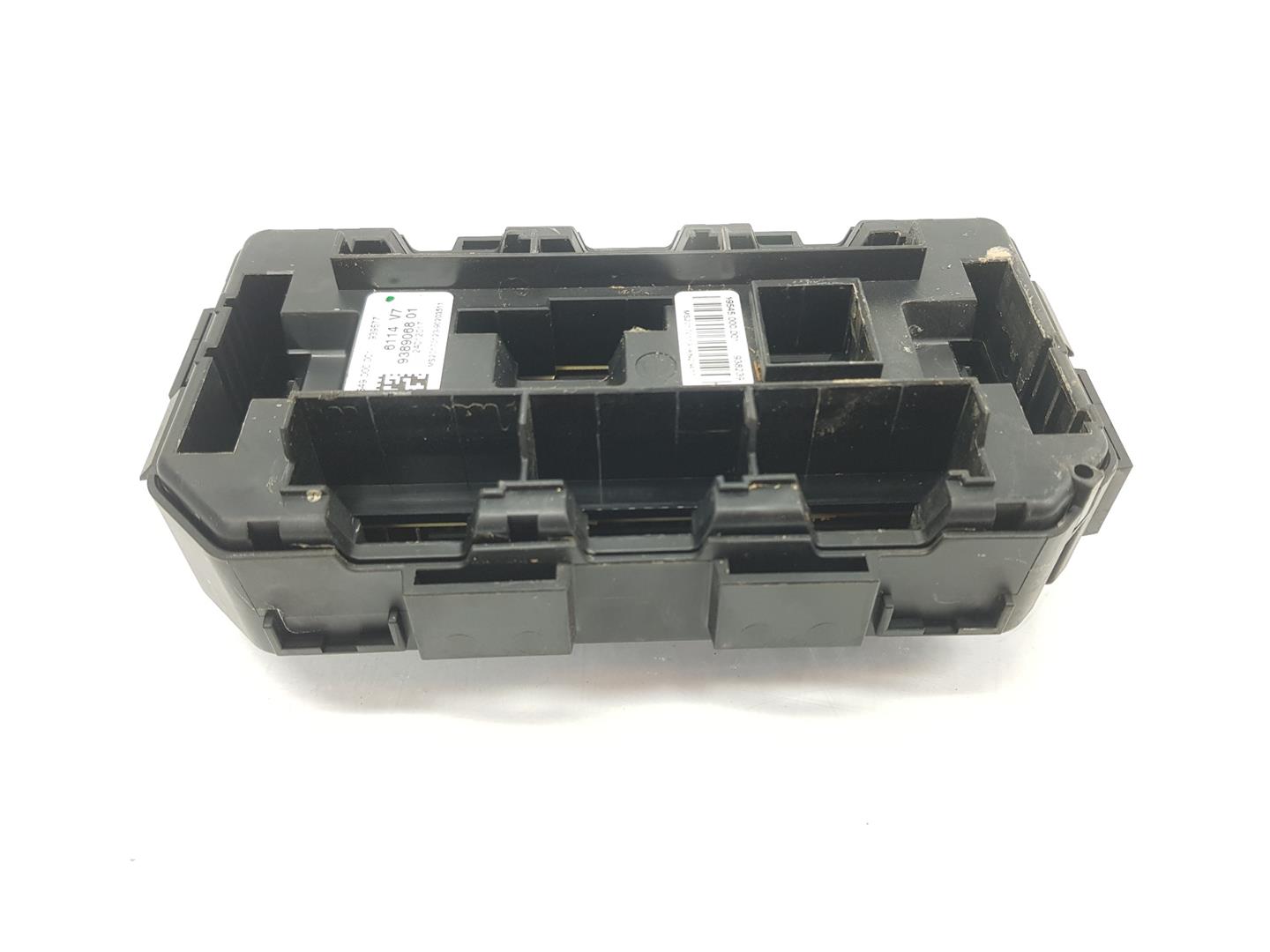 BMW 2 Series F22/F23 (2013-2020) Fuse Box 61149224866, 61149389068 21048480