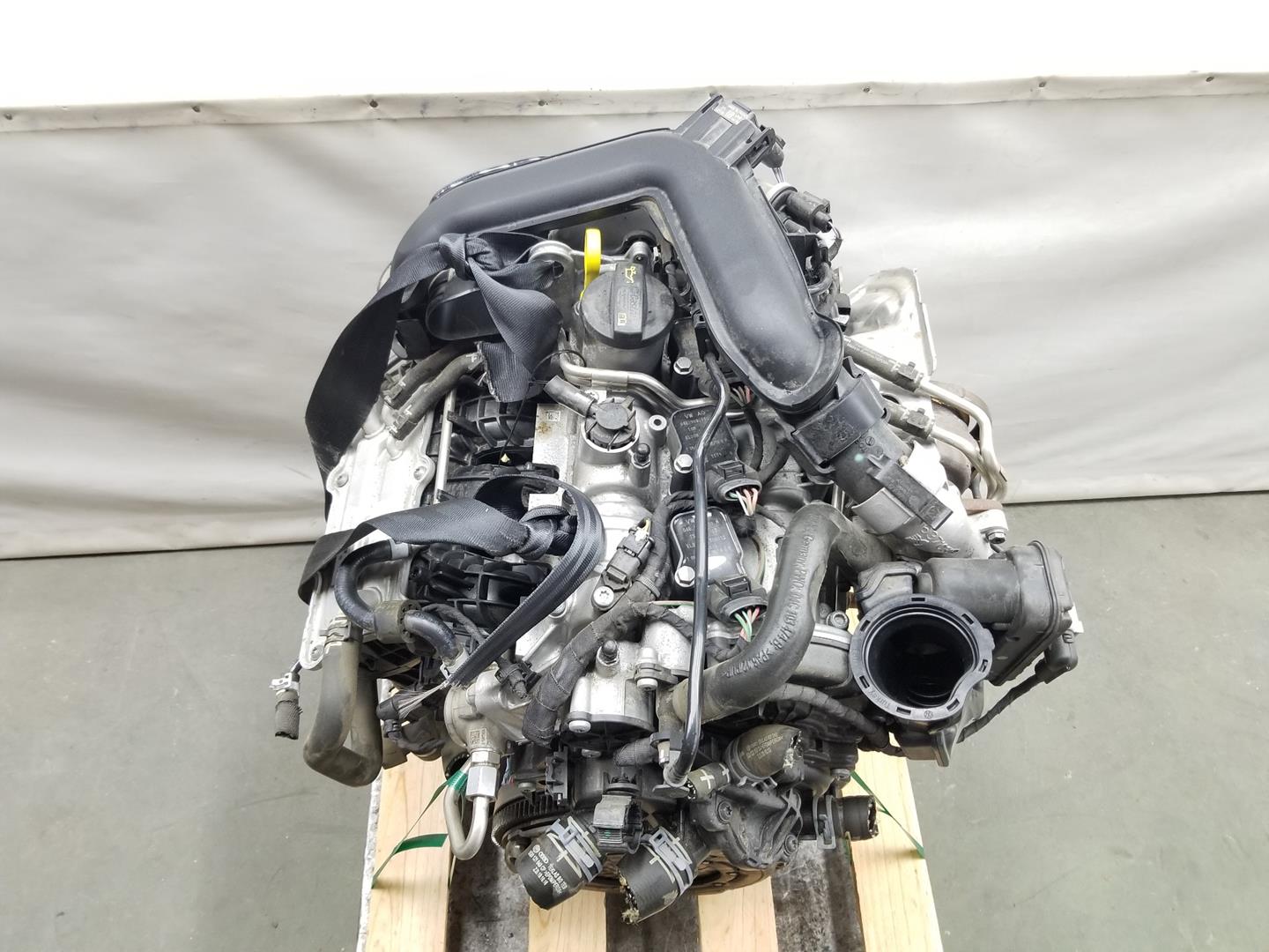 VOLKSWAGEN Golf 7 generation (2012-2024) Engine 04C100033,DKR,2222DL 19776577