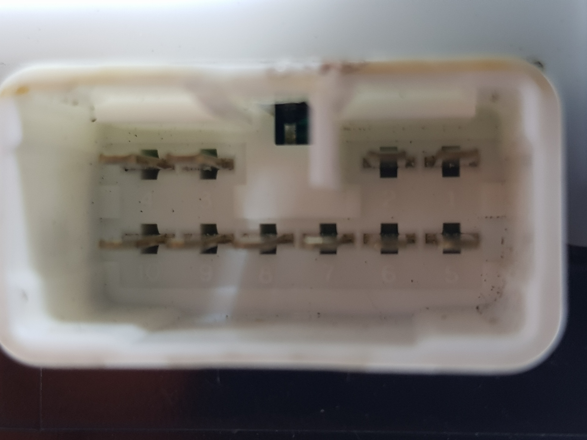 Motor techo eléctrico 1KDFTV 6326035050 de Sin definir Sin definir 2020-0 - pieza usada