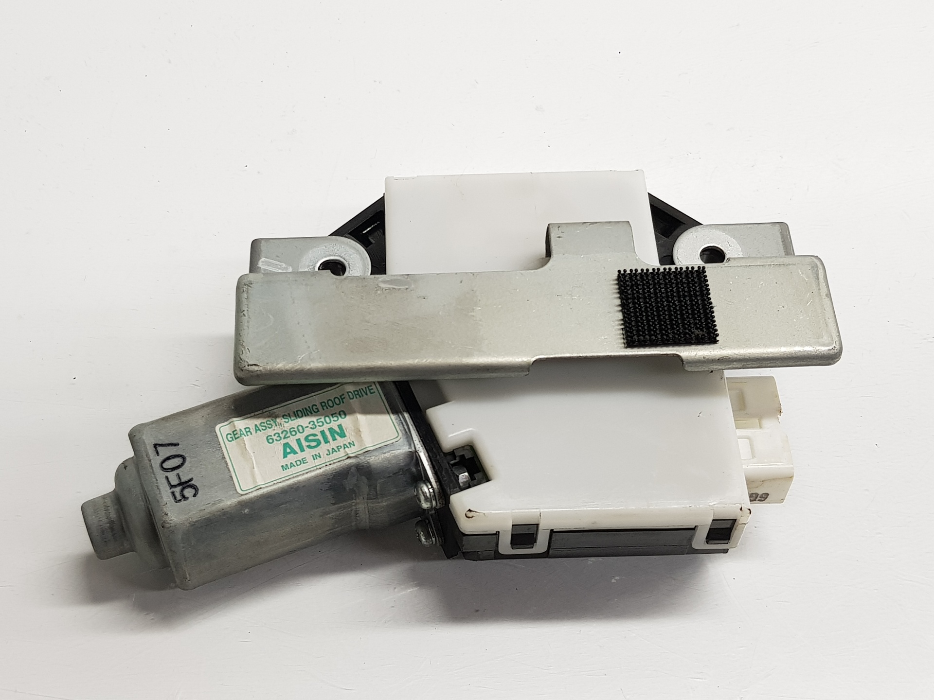 Motor techo eléctrico 1KDFTV 6326035050 de Sin definir Sin definir 2020-0 - pieza usada