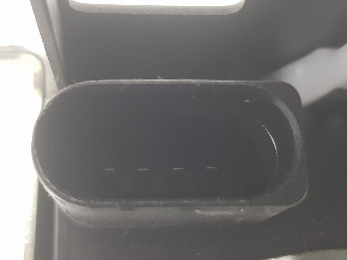 SEAT Alhambra 2 generation (2010-2021) Aizmugurējā bagāžnieka slēdzene 5FA827505A,5FA827505A 22947326