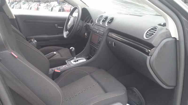 SEAT Exeo 1 generation (2009-2012) Kitos salono dalys 8P0947111, 8P0947111, TRASERO 19881757