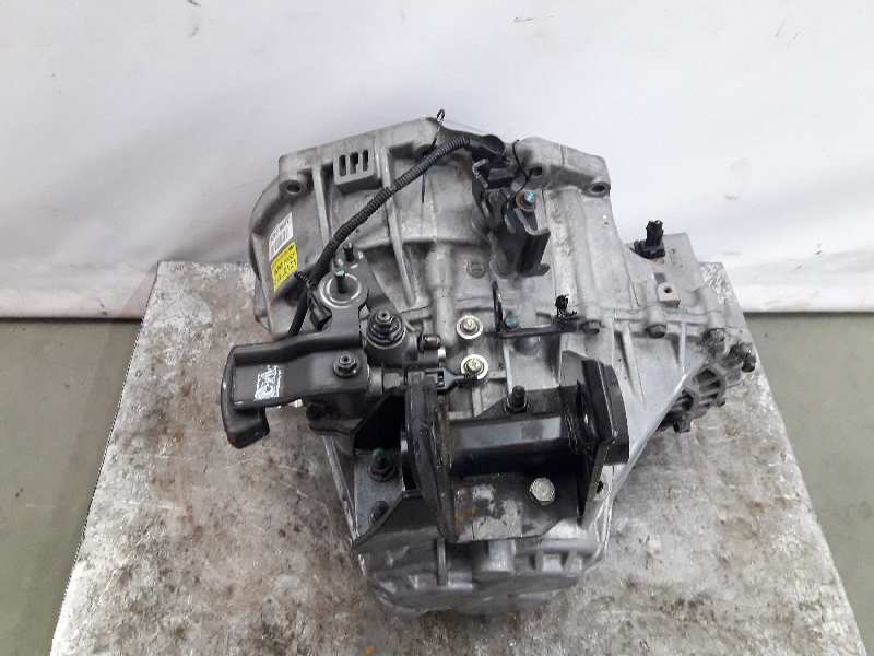 KIA Carnival 2 generation (2006-2010) Коробка передач 4300038050,Y060710176,2222DL 19649579