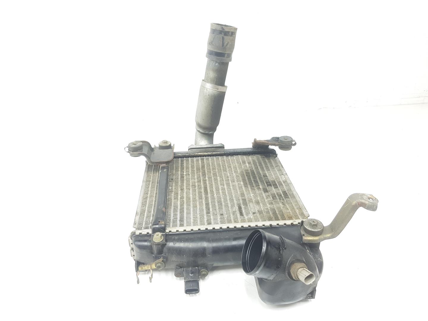 TOYOTA Land Cruiser 70 Series (1984-2024) Starpdzesētāja/interkūlera radiators 8942120210, 1794030020 23784939