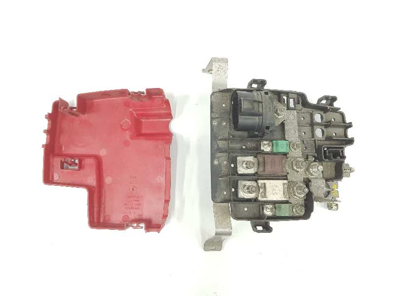 NISSAN Primastar 1 generation (2002-2014) Fuse Box 8200463743,93857670 19723931