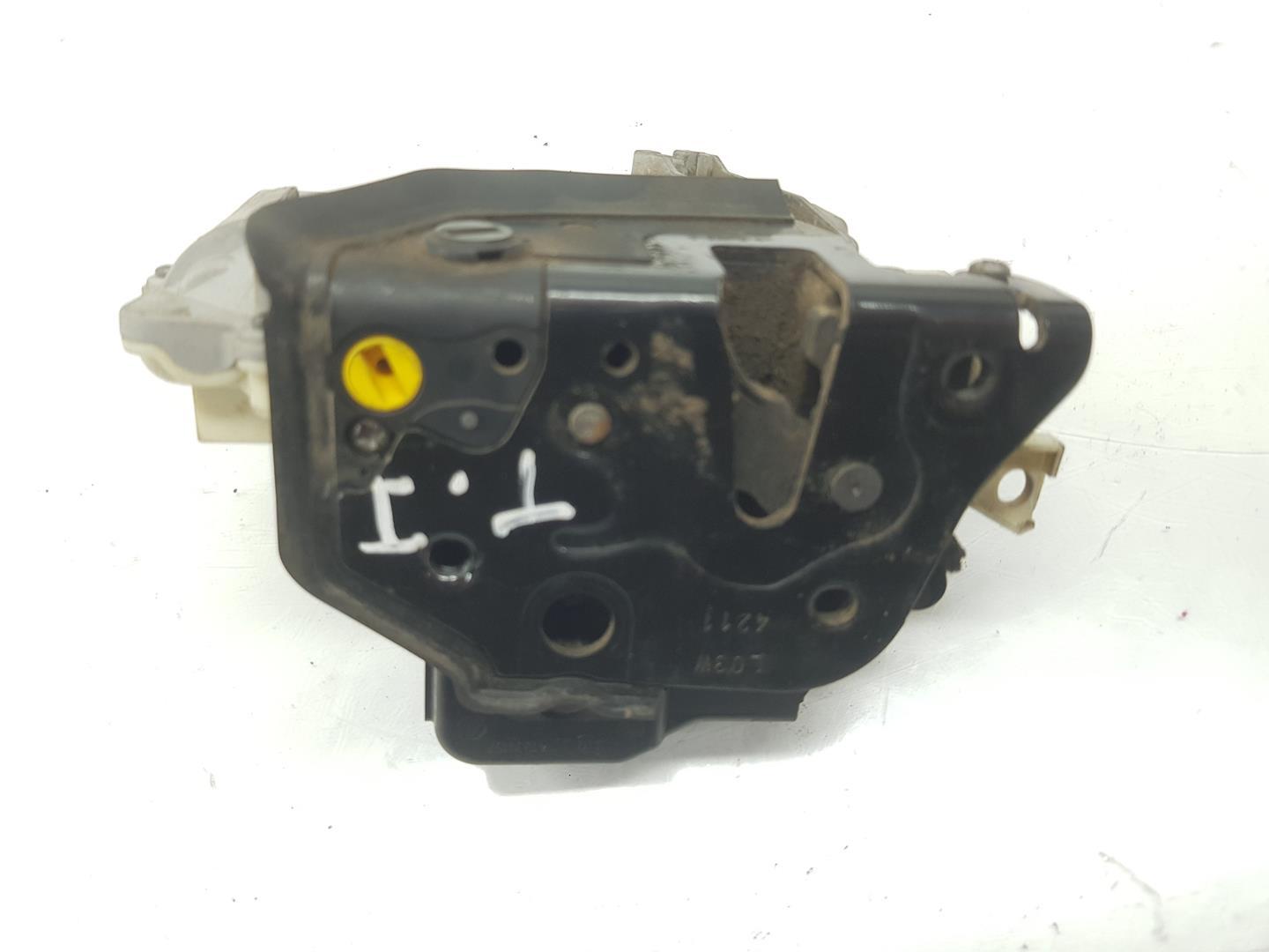 AUDI A2 8Z (1999-2005) Замок задней левой двери 4F0839015, 4F0839015 19776791