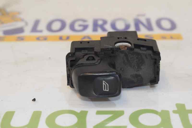 VOLVO S60 1 generation (2000-2009) Кнопка стеклоподъемника задней правой двери 30658696,8685288 26378712