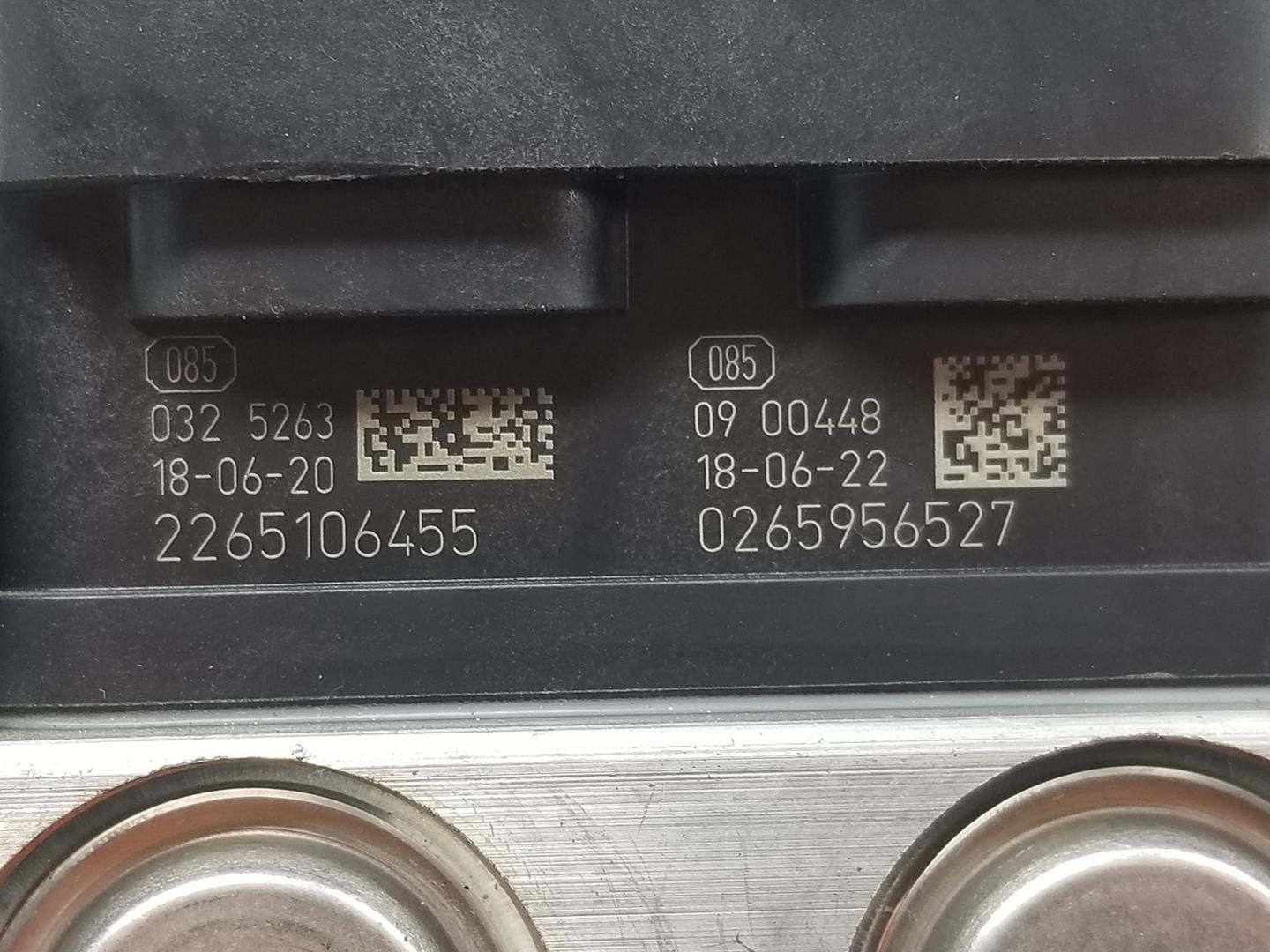RENAULT Clio 4 generation (2012-2020) ABS Pump 476607694R, 476601842R 20703693