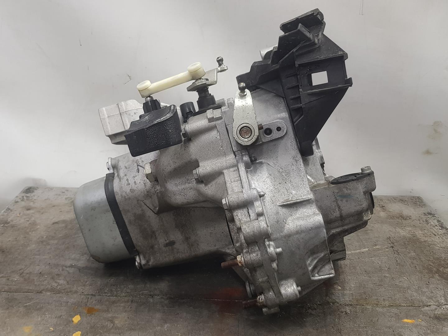 PEUGEOT 208 Peugeot 208 (2012-2015) Gearbox 20A701,9810688480,1612888180 19889049