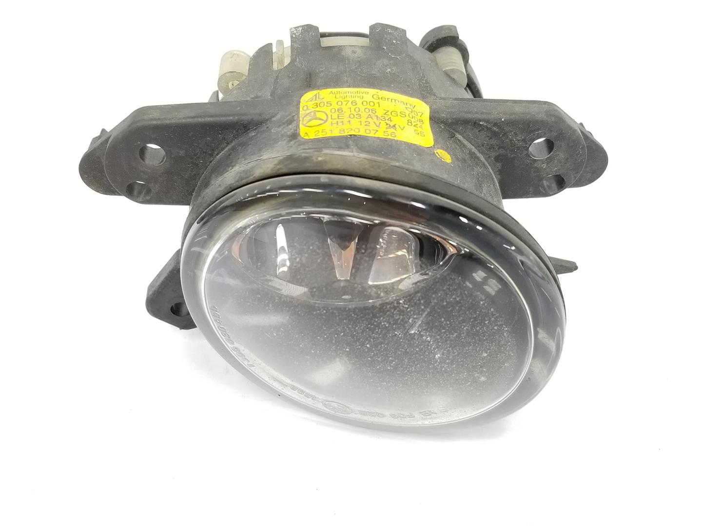 MERCEDES-BENZ CLS-Class C219 (2004-2010) Front Left Fog Light A2518200756 19936202