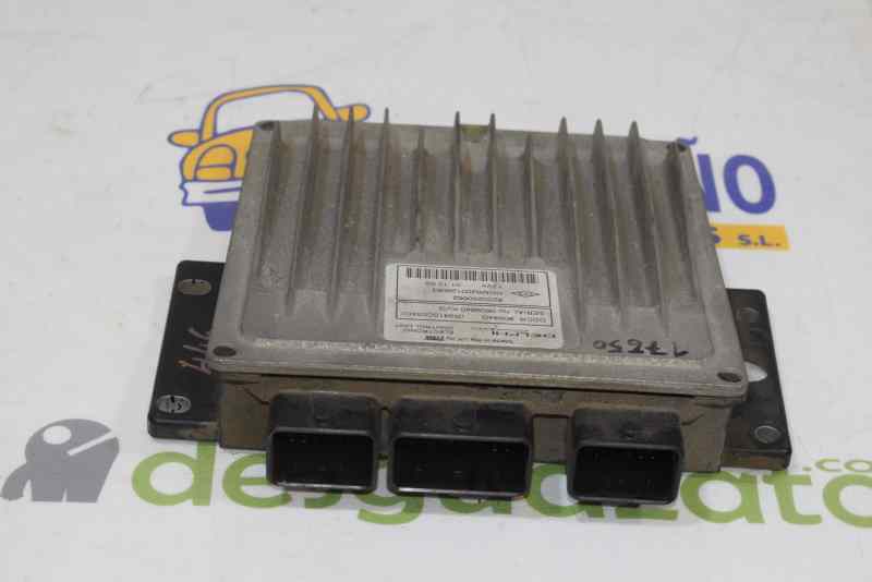 RENAULT Clio 2 generation (1998-2013) Variklio kompiuteris 8200250662,8200129063 19561540