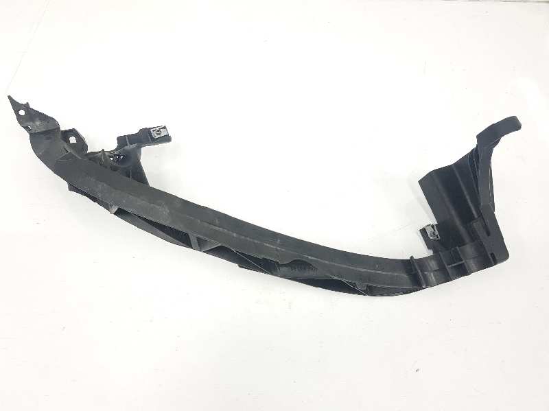 BMW 1 Series E81/E82/E87/E88 (2004-2013) Left Headlight Bracket Mount 51647120823, 51647120823 19746319