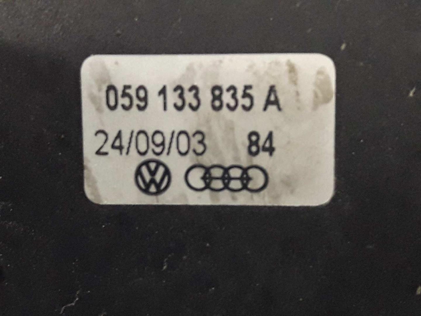 AUDI A4 B6/8E (2000-2005) Egyéb motortéralkatrészek 059133837AA,059133837AA,059133835A,2222DL 19701284