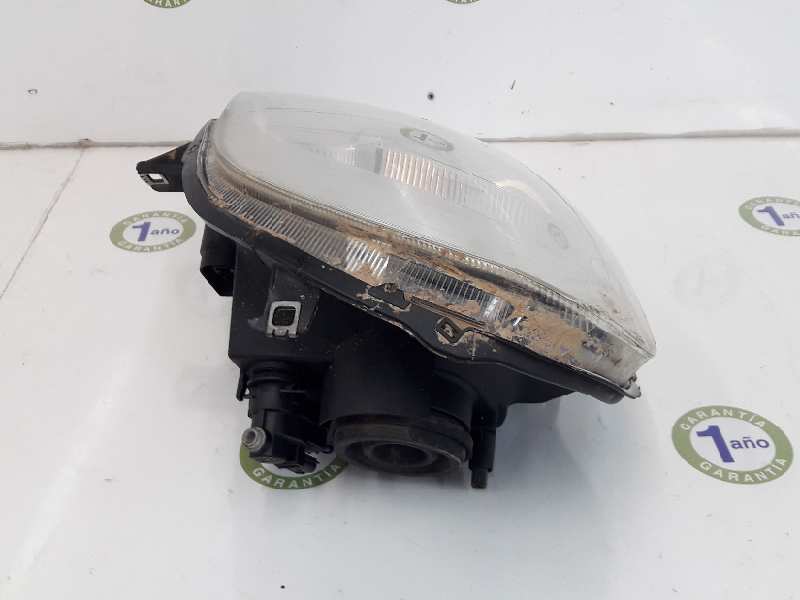 RENAULT Trafic 2 generation (2001-2015) Front Right Headlight 8200701356, 93859830, 8200701353 19645100