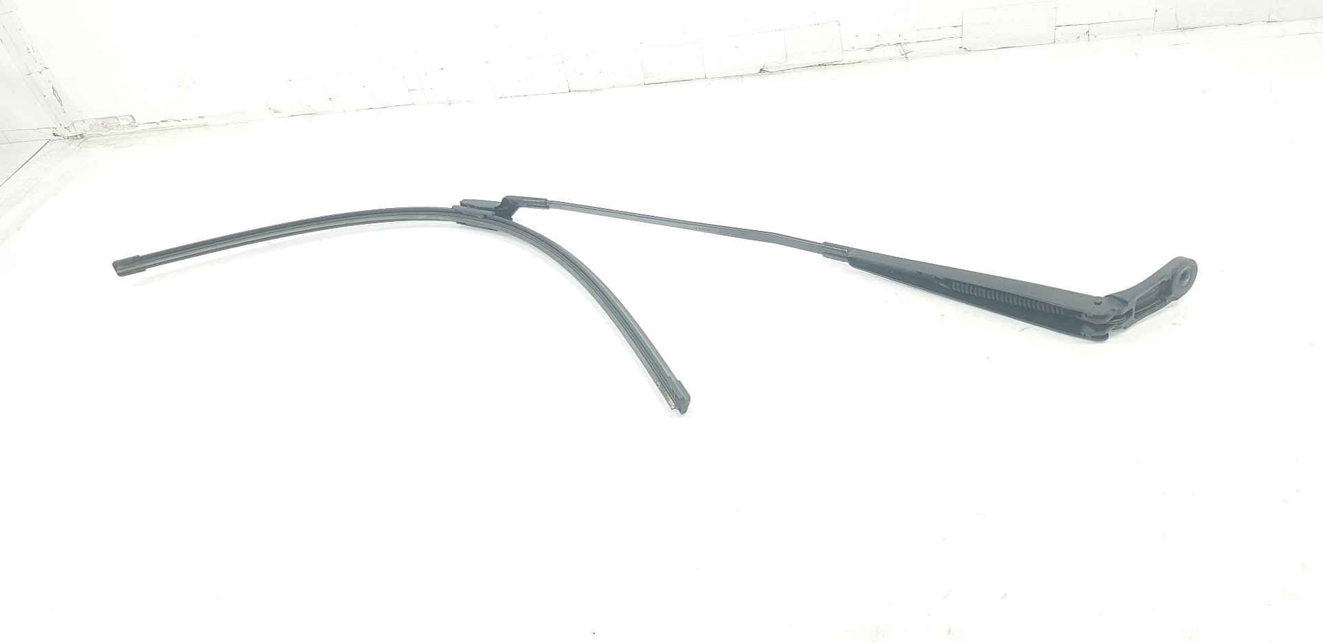 PEUGEOT 3008 1 generation (2010-2016) Front Wiper Arms 6429GF, 9672059480 24157483
