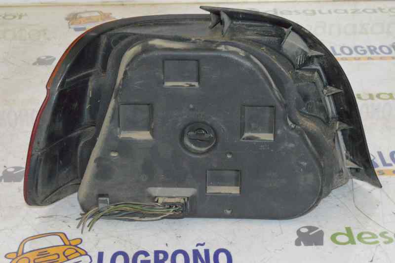 Pisca tras direito 256S3 63218363558 de Bmw 5 (e39) 2000-2003 170 CV - pieza usada