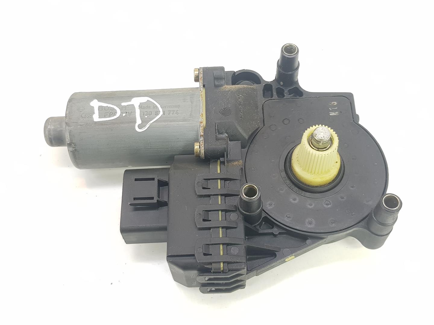 AUDI A3 8L (1996-2003) Front Right Door Window Control Motor 4B0959802E, 4B0959802E, SOLOMOTOR 19763874