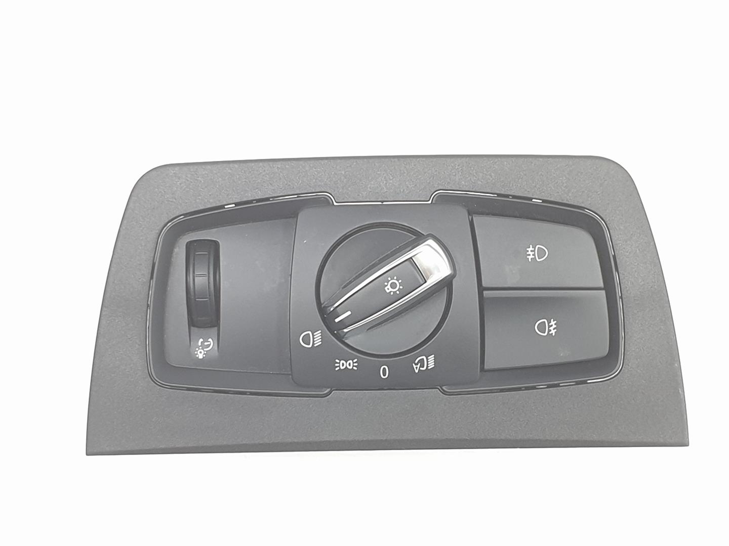 BMW 3 Series F30/F31 (2011-2020) Headlight Switch Control Unit 61319393947, 61316847512 19754748