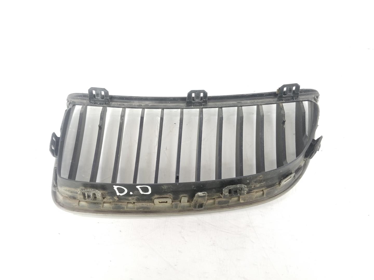 BMW 3 Series E90/E91/E92/E93 (2004-2013) Priekšējā bampera labā reste 51137120008, 51137120008 19892121